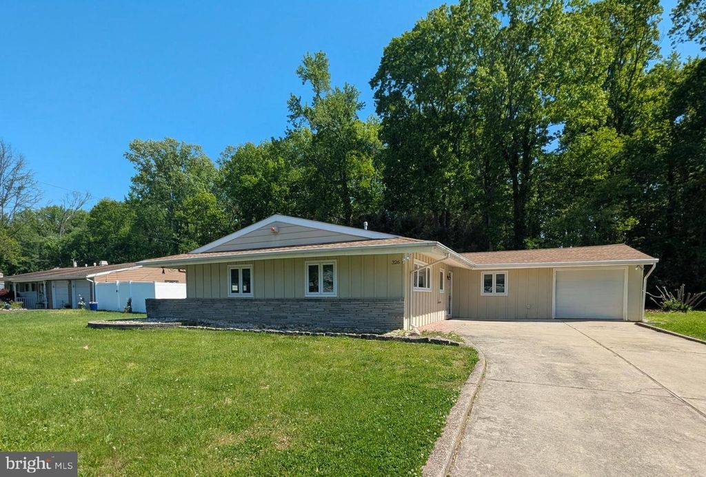326 CHERRY HILL BLVD, Cherry Hill, NJ 08002