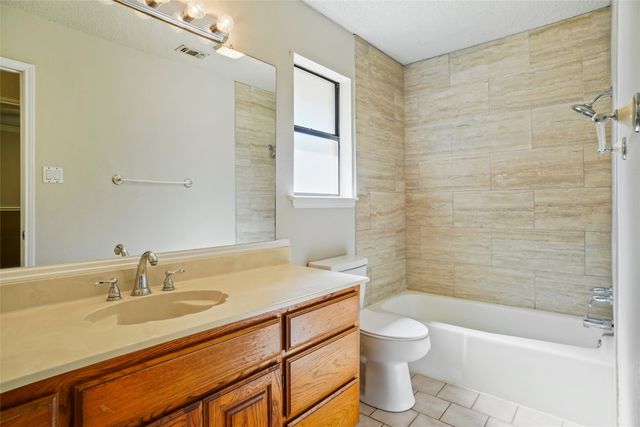 1109 W Hills Terrace, Saginaw, TX 76179