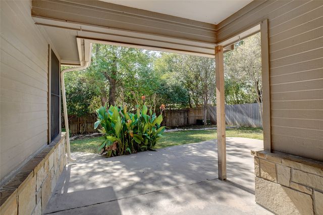 1109 W Hills Terrace, Saginaw, TX 76179