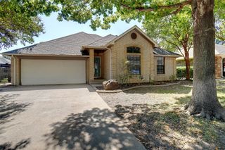 1109 W Hills Terrace, Saginaw, TX 76179