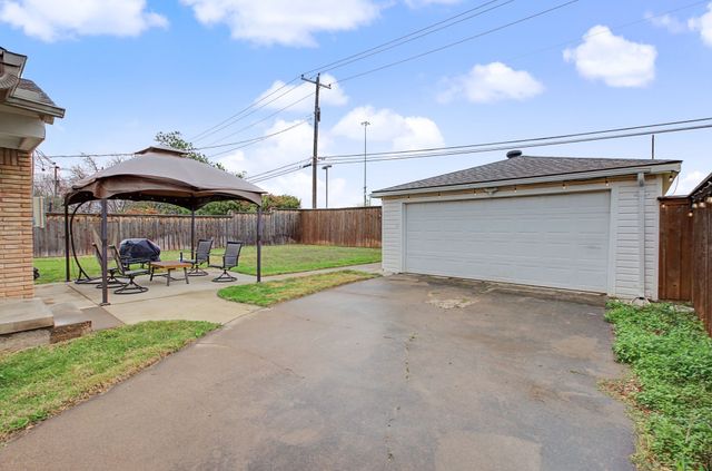 623 Nottingham Drive, Richardson, TX 75080