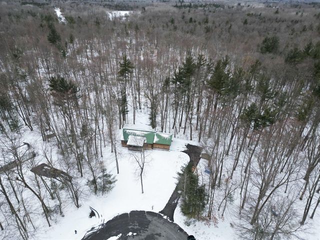 19468 Timberland Drive, Howard City, MI 49329