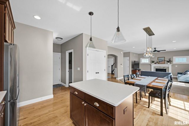 1613 KENSINGTON Drive, Washington, IL 61571