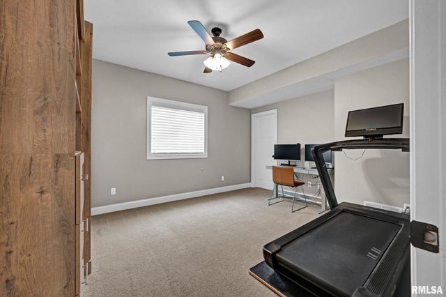 1613 KENSINGTON Drive, Washington, IL 61571