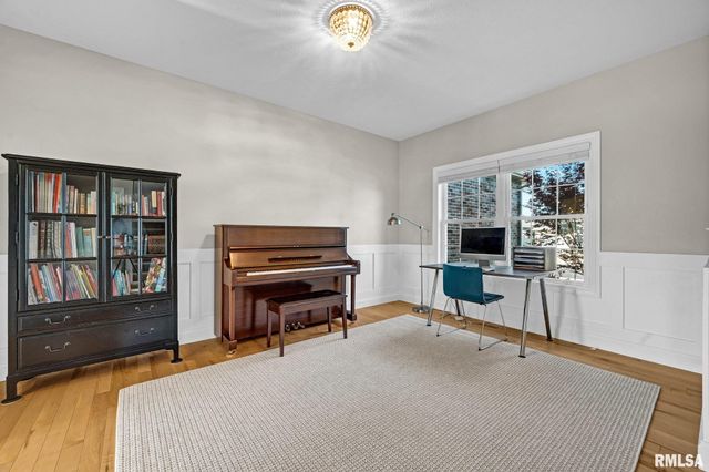 1613 KENSINGTON Drive, Washington, IL 61571