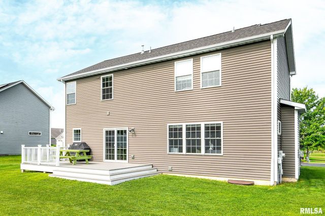 1613 KENSINGTON Drive, Washington, IL 61571