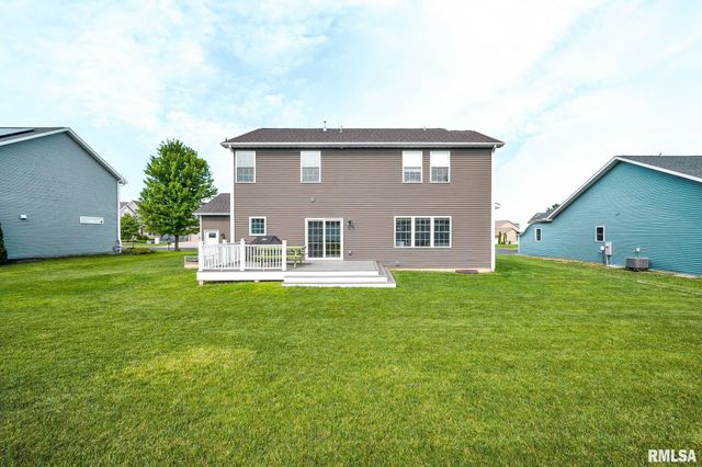 1613 KENSINGTON Drive, Washington, IL 61571