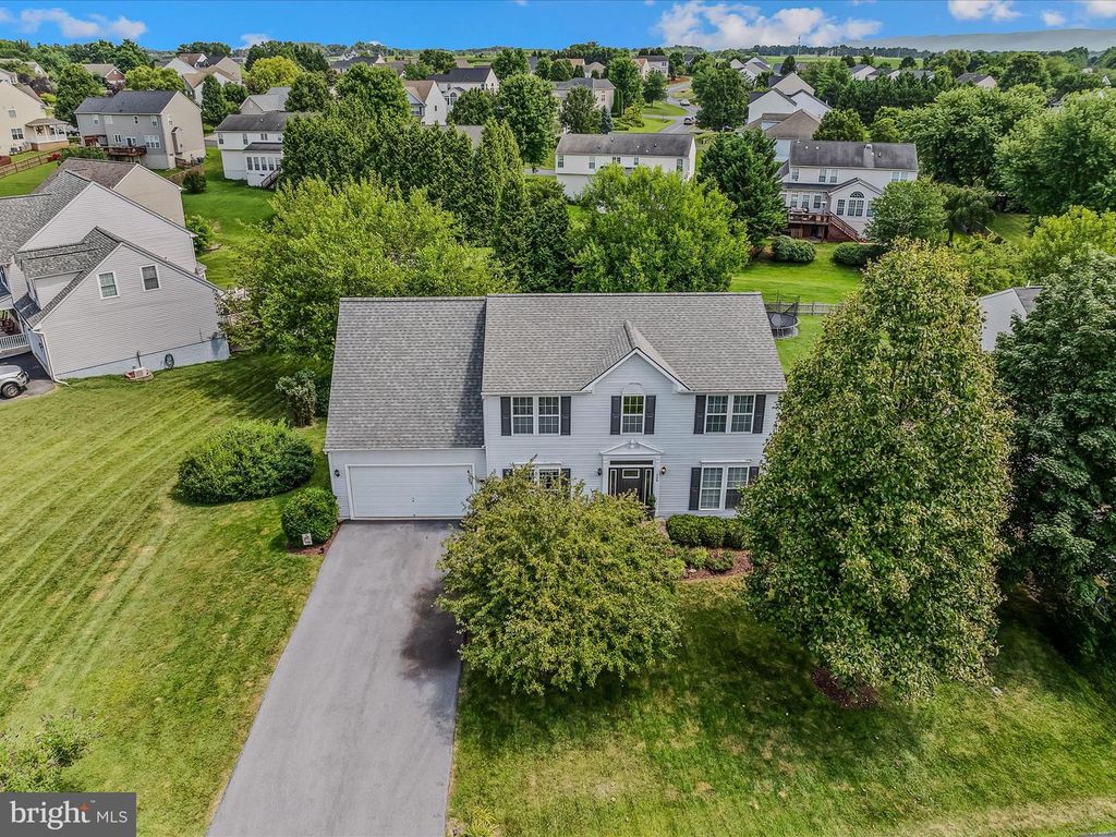 130 KIMBERWICKE DR N, Charles Town, WV 25414