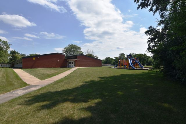 317 Mohawk Street, Park Forest, IL 60466