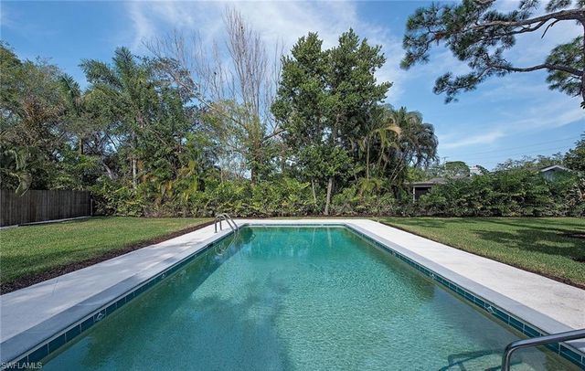 1281 Diana AVE, Naples, FL 34103