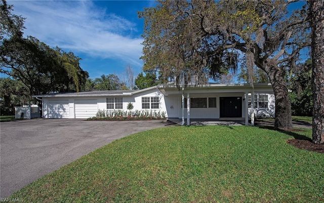 1281 Diana AVE, Naples, FL 34103
