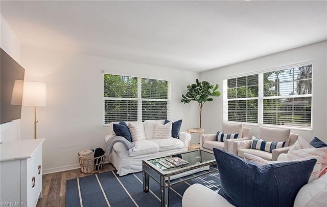 1281 Diana AVE, Naples, FL 34103