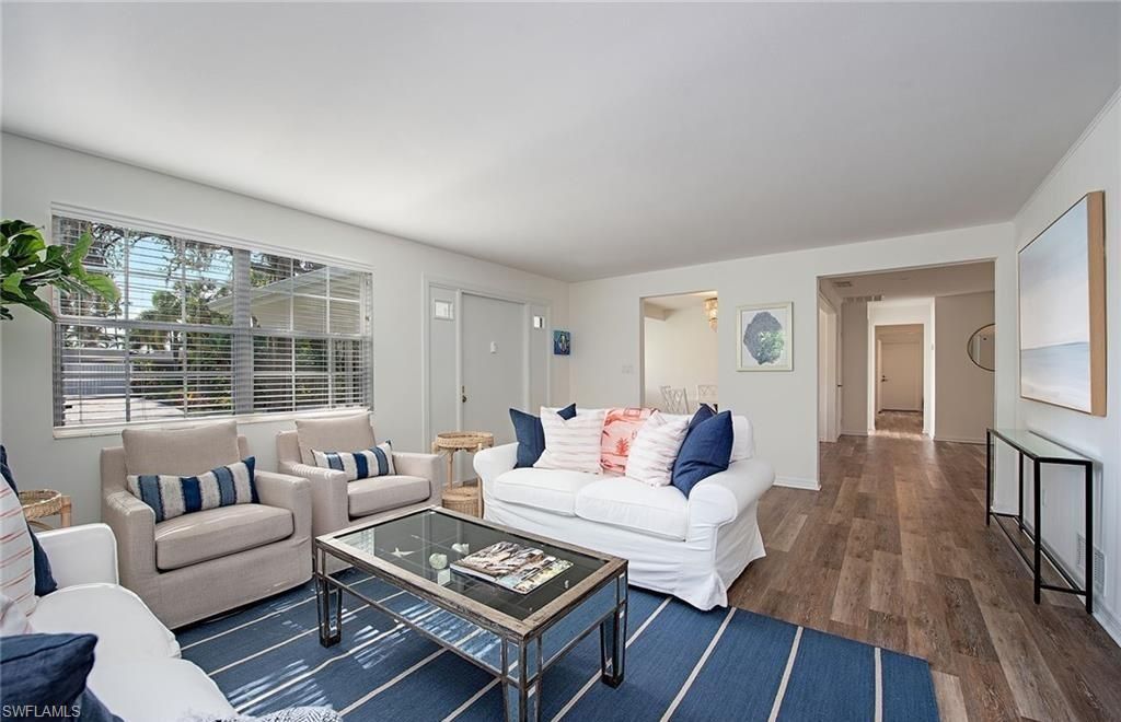 1281 Diana AVE, Naples, FL 34103