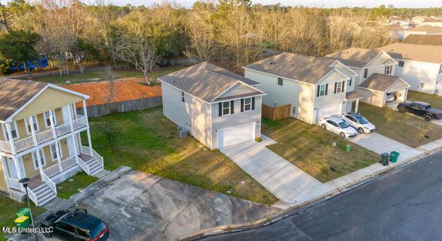 2113 Toulouse Street, Ocean Springs, MS 39564