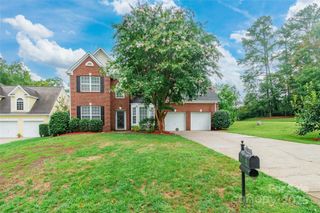 11621 Fox Trot Drive, Charlotte, NC 28269