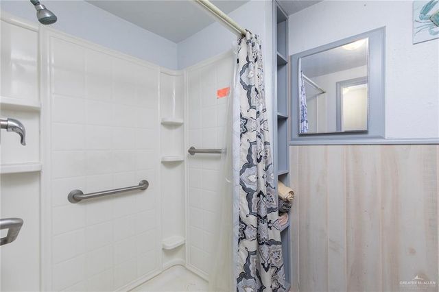 10114 Lipsey Drive, Edinburg, TX 78542
