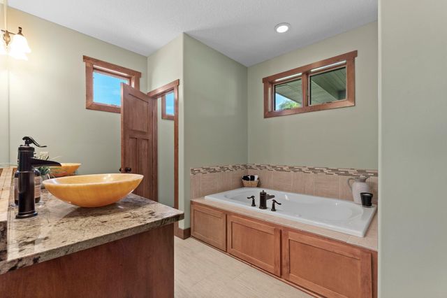 8871 Kahl Way NE, Otsego, MN 55362