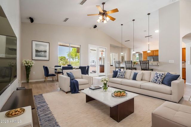 509 W LAVITT Lane, Phoenix, AZ 85086