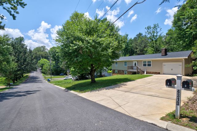 4313 Katie Kim Lane, Collegedale, TN 37363