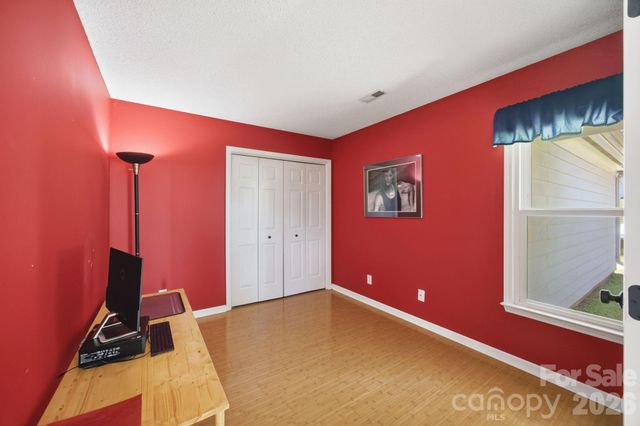 7614 Trotter Road, Charlotte, NC 28216