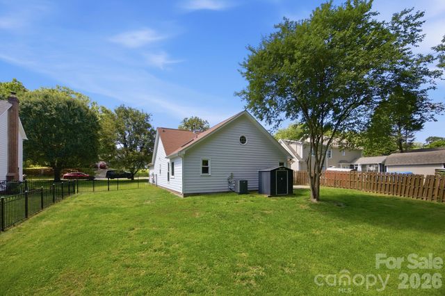 7614 Trotter Road, Charlotte, NC 28216