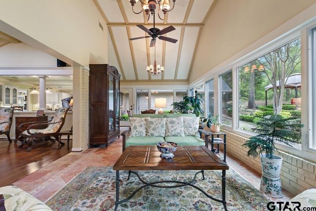 1513 Lake Park Circle, Hideaway, TX 75771