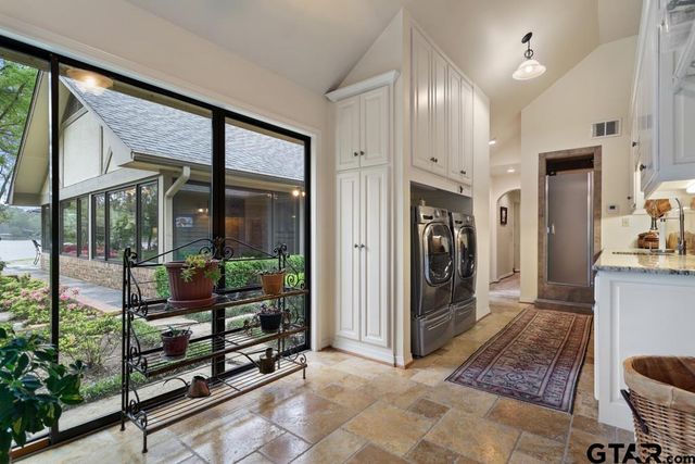 1513 Lake Park Circle, Hideaway, TX 75771