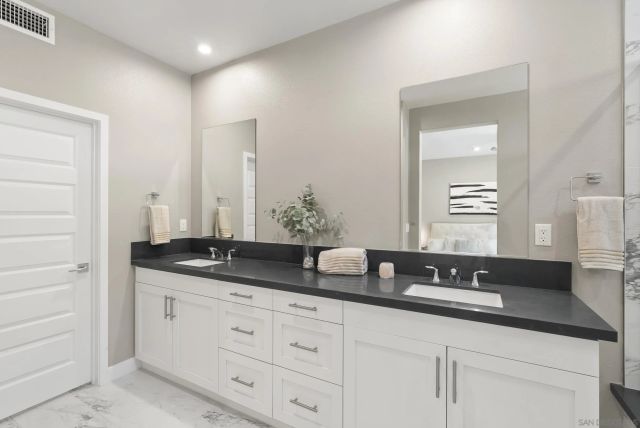 2820 Avella Circle, San Diego, CA 92108