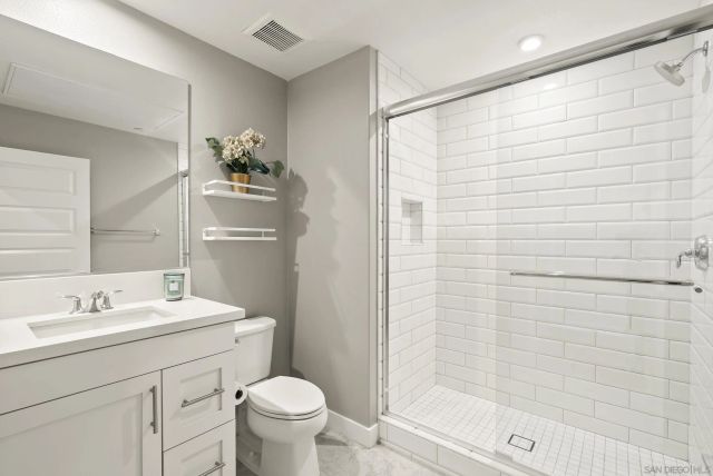 2820 Avella Circle, San Diego, CA 92108