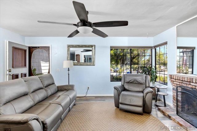 2337 Fallingleaf, Oceanside, CA 92056