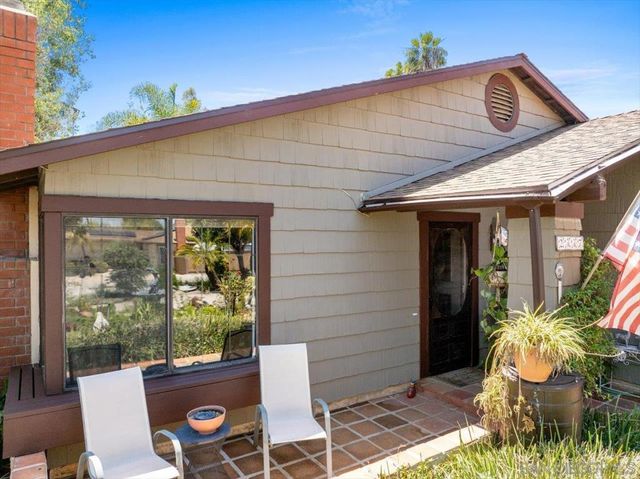 2337 Fallingleaf, Oceanside, CA 92056