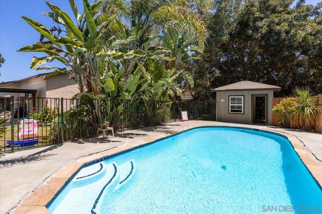 2337 Fallingleaf, Oceanside, CA 92056