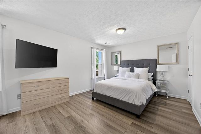 181 Oak Green Drive, Lawrenceville, GA 30044