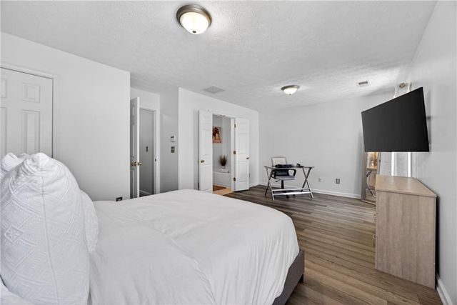 181 Oak Green Drive, Lawrenceville, GA 30044