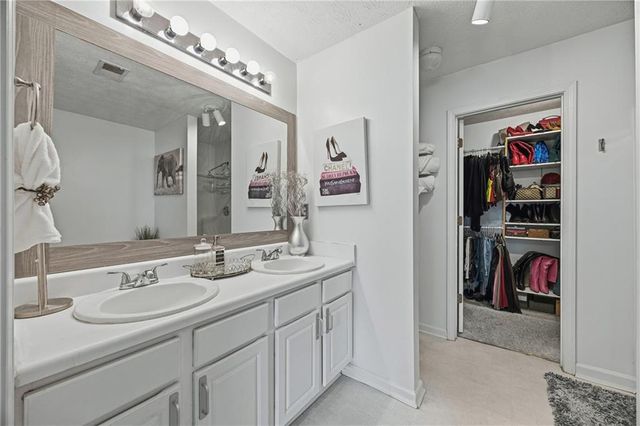 181 Oak Green Drive, Lawrenceville, GA 30044