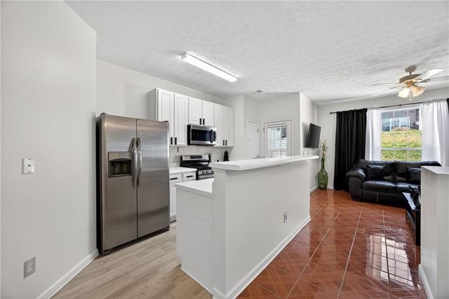 181 Oak Green Drive, Lawrenceville, GA 30044