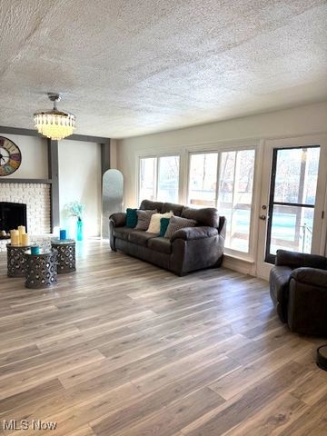 1161 Magdalyn Drive, Akron, OH 44320