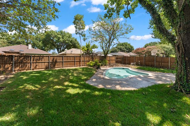 2113 Cedarwood Drive, Garland, TX 75040