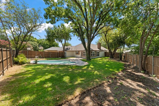 2113 Cedarwood Drive, Garland, TX 75040