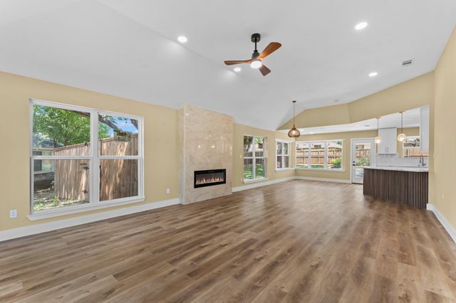 2113 Cedarwood Drive, Garland, TX 75040