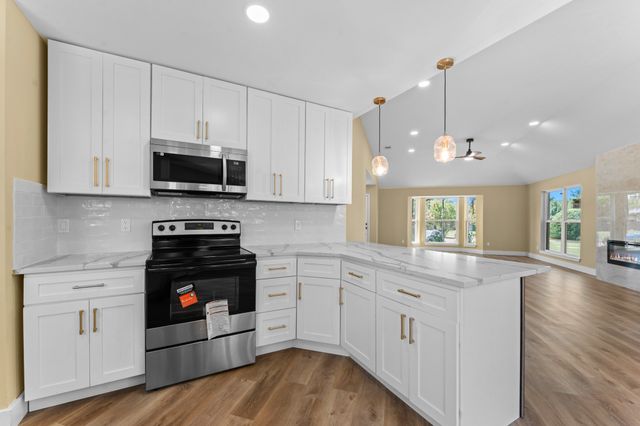 2113 Cedarwood Drive, Garland, TX 75040