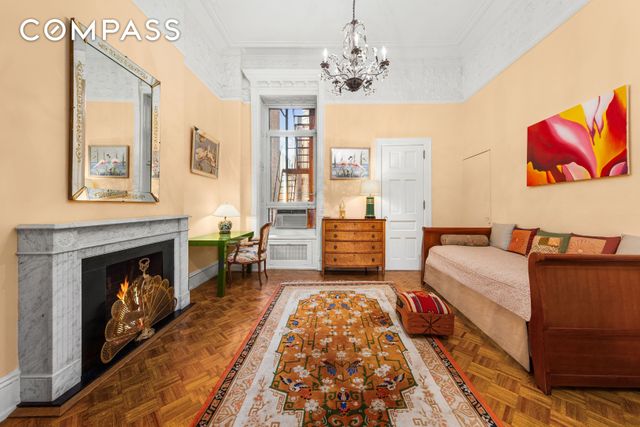 205 W 57th St Apt 8BA, New York City, NY 10019