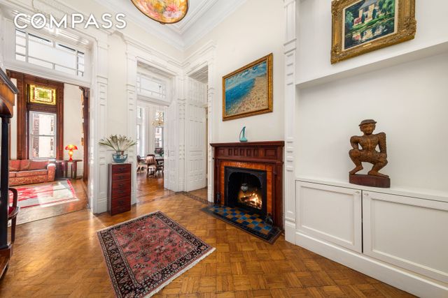 205 W 57th St Apt 8BA, New York City, NY 10019
