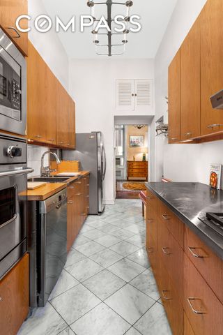 205 W 57th St Apt 8BA, New York City, NY 10019