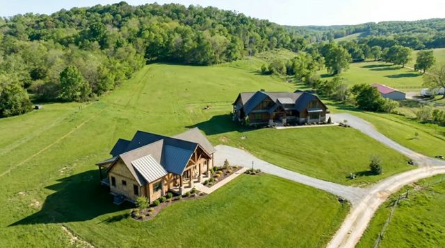 1641 Long Branch Ln, Mount Pleasant, TN 38474