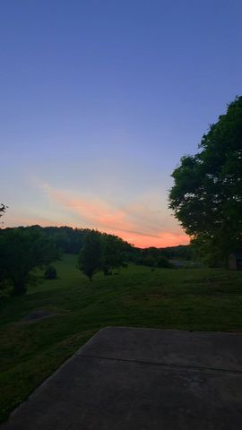1641 Long Branch Ln, Mount Pleasant, TN 38474