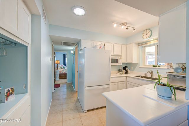 2238 N GAYRIDGE Road N, Mesa, AZ 85215