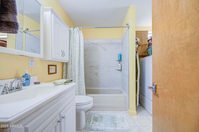 2238 N GAYRIDGE Road N, Mesa, AZ 85215