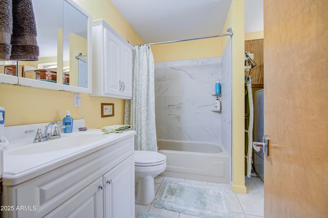 2238 N GAYRIDGE Road N, Mesa, AZ 85215