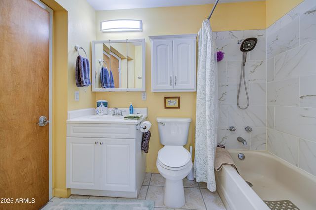 2238 N GAYRIDGE Road N, Mesa, AZ 85215